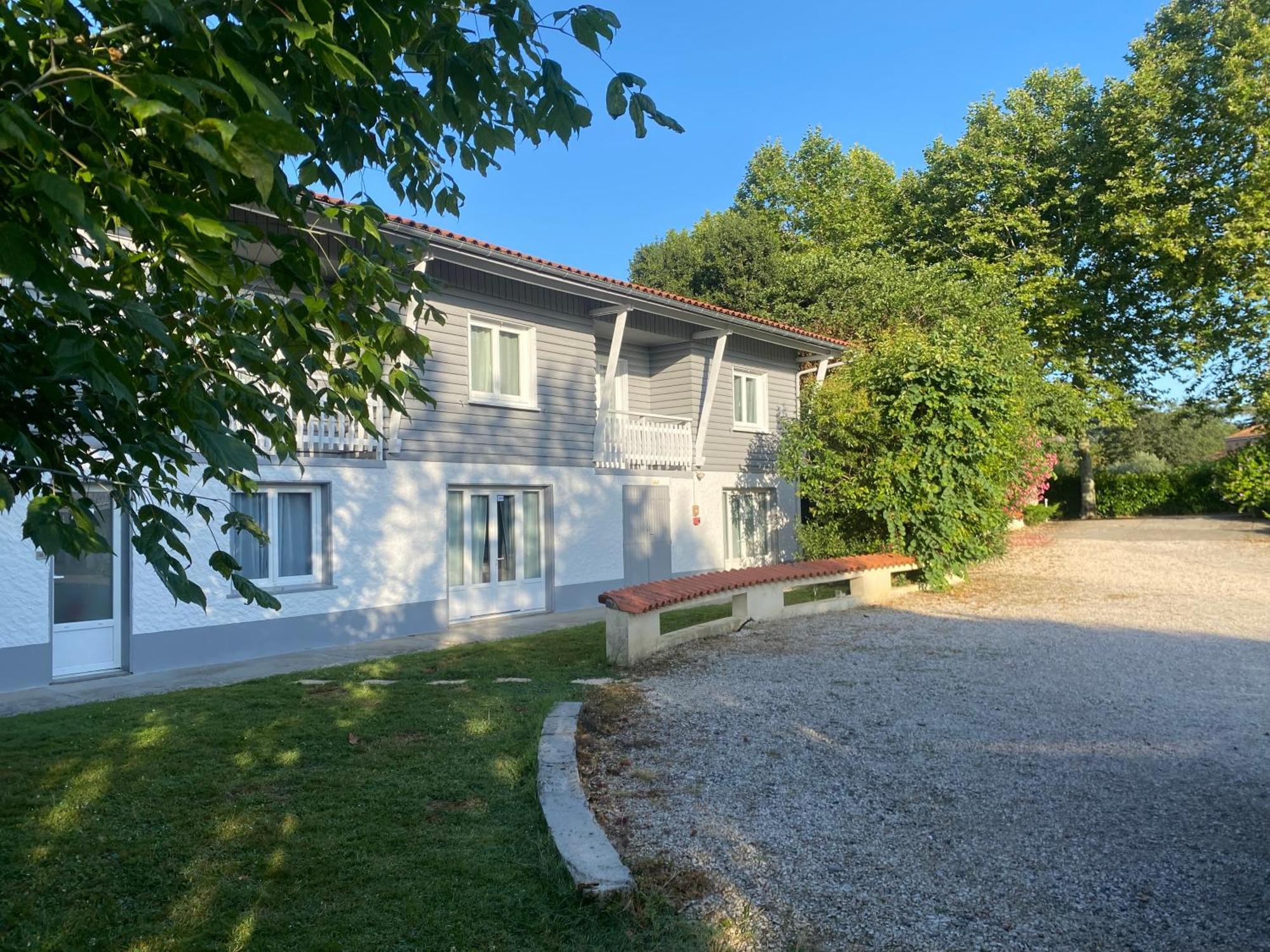 Auberge De Lamagistère Exteriör bild