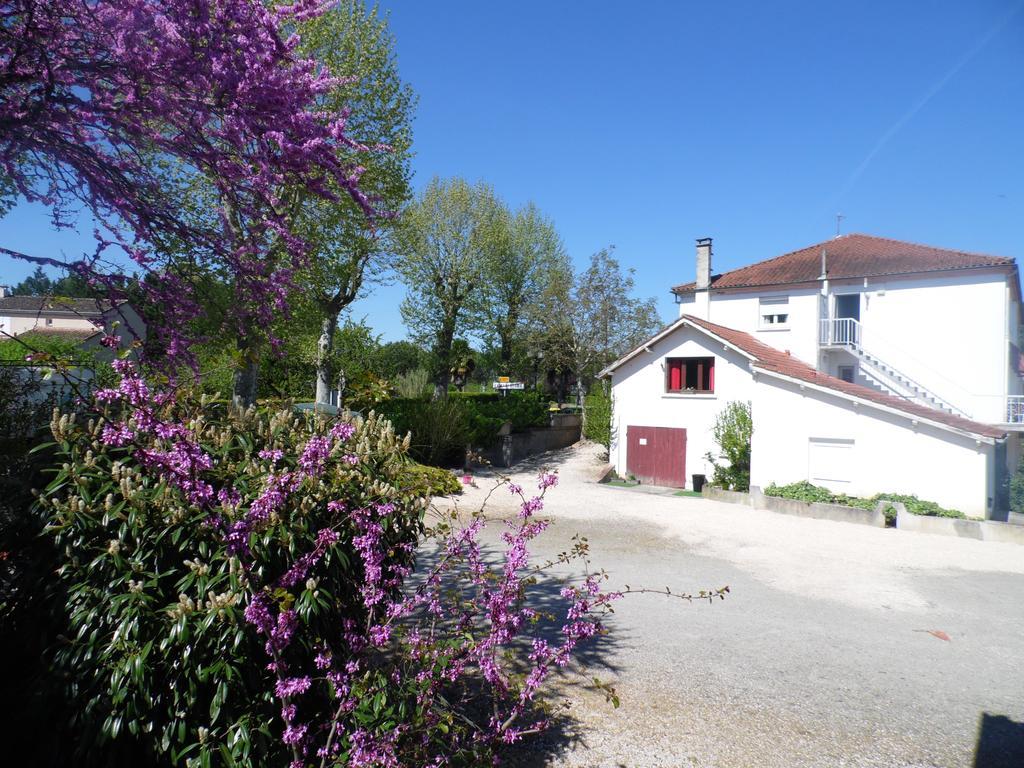 Auberge De Lamagistère Exteriör bild